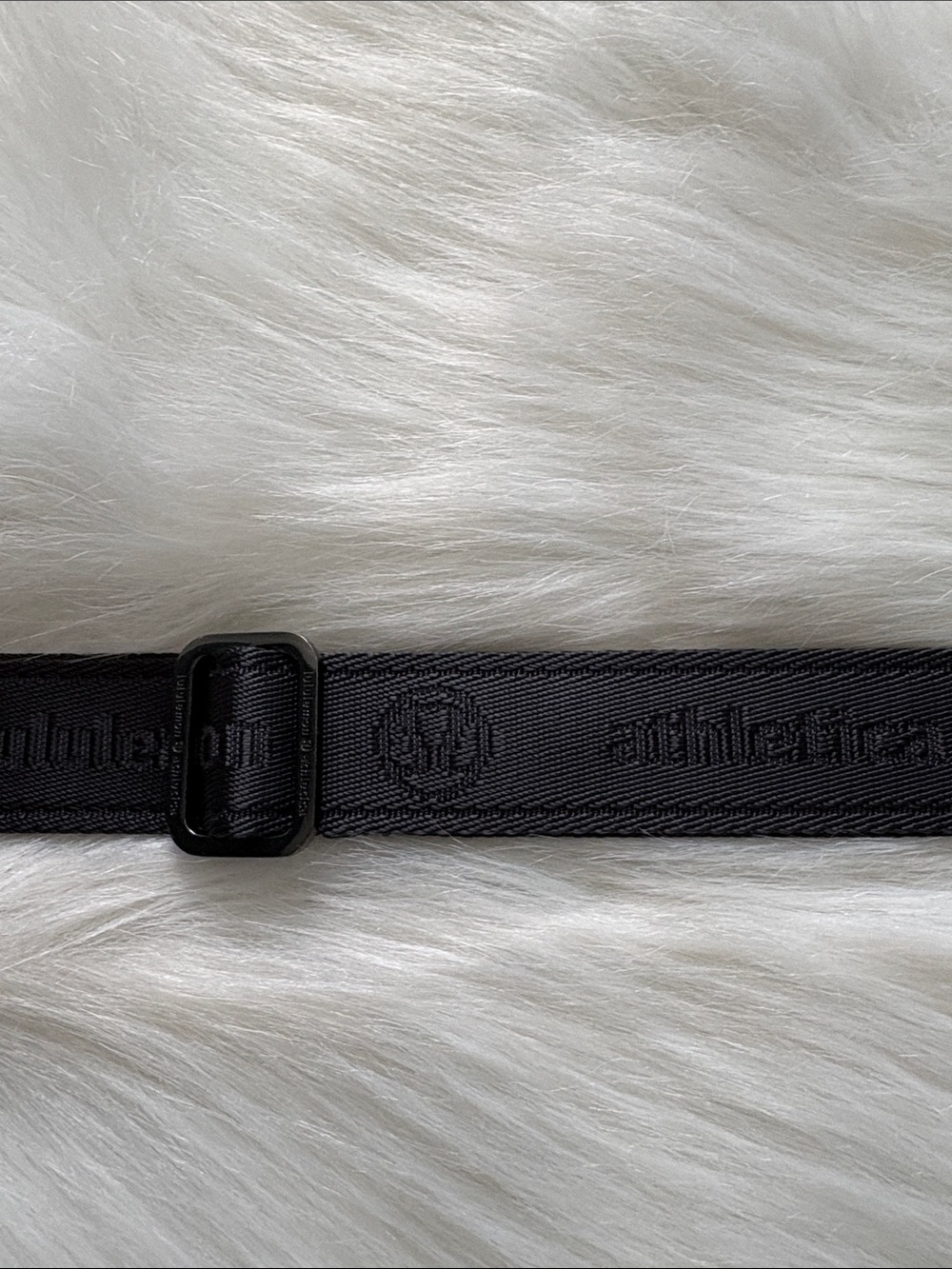 LULULEMON Luggage Belt (Logo Embossed)
